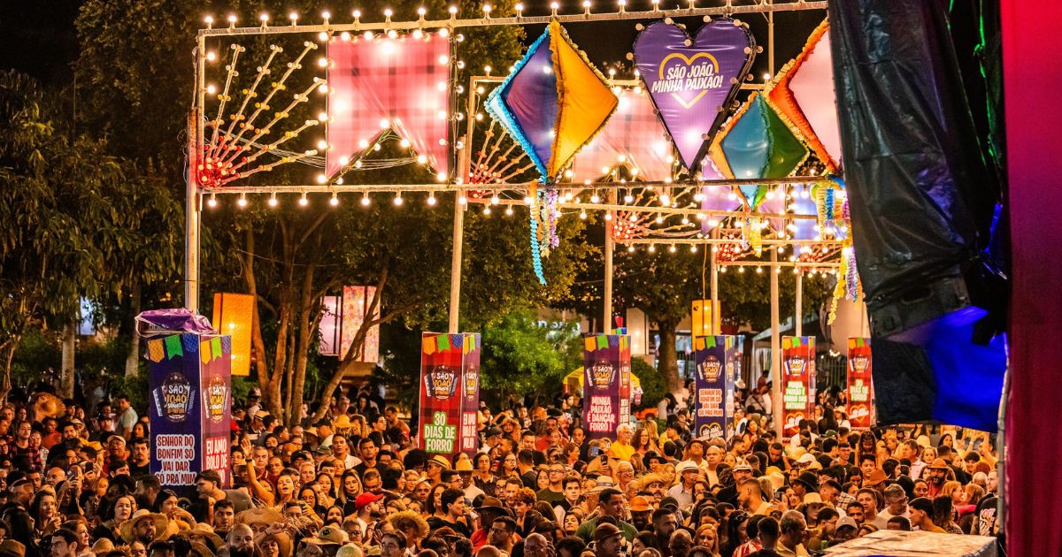 Circuito Assis do Acordeon começa com show emocionante de Santana em Senhor do Bonfim