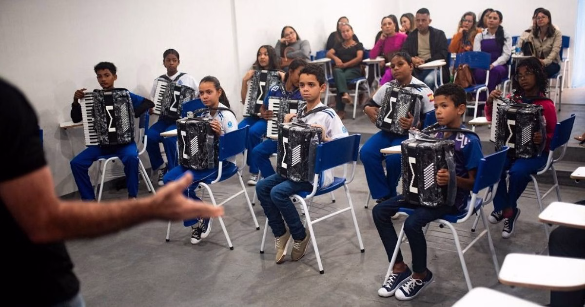Mais de 65 alunos iniciam aulas na nova Escola de Sanfoneiros em Senhor do Bonfim